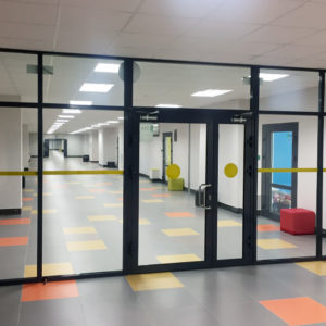 Алюминиевая противопожарная перегородка EI 15 / серия FRM5145