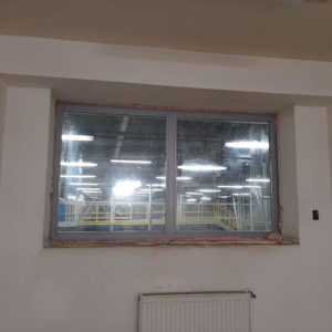 Противопожарное окно нестандартного размера / серия FRM5115